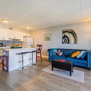  Apartment Free Parking, Pool, Sauna, Spa, Wifi, Bbq, Ac - Waikiki Banyan United States